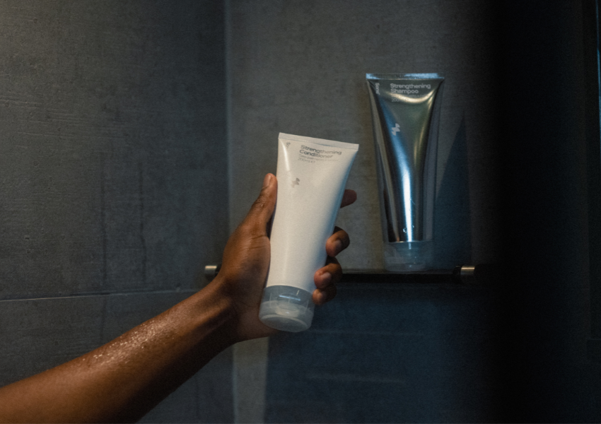 Can Dandruff Cause Hair Loss: Separating Fact from Fiction